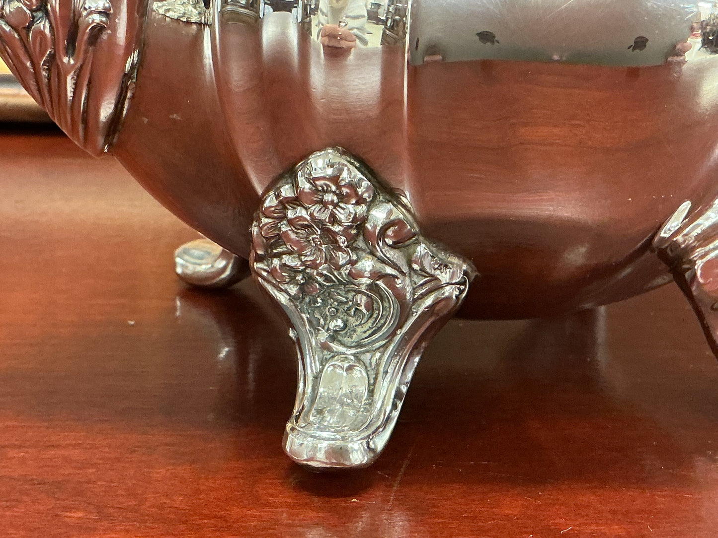 Vintage Silverplate Coffee / Tea Pot (Ornate Footed)