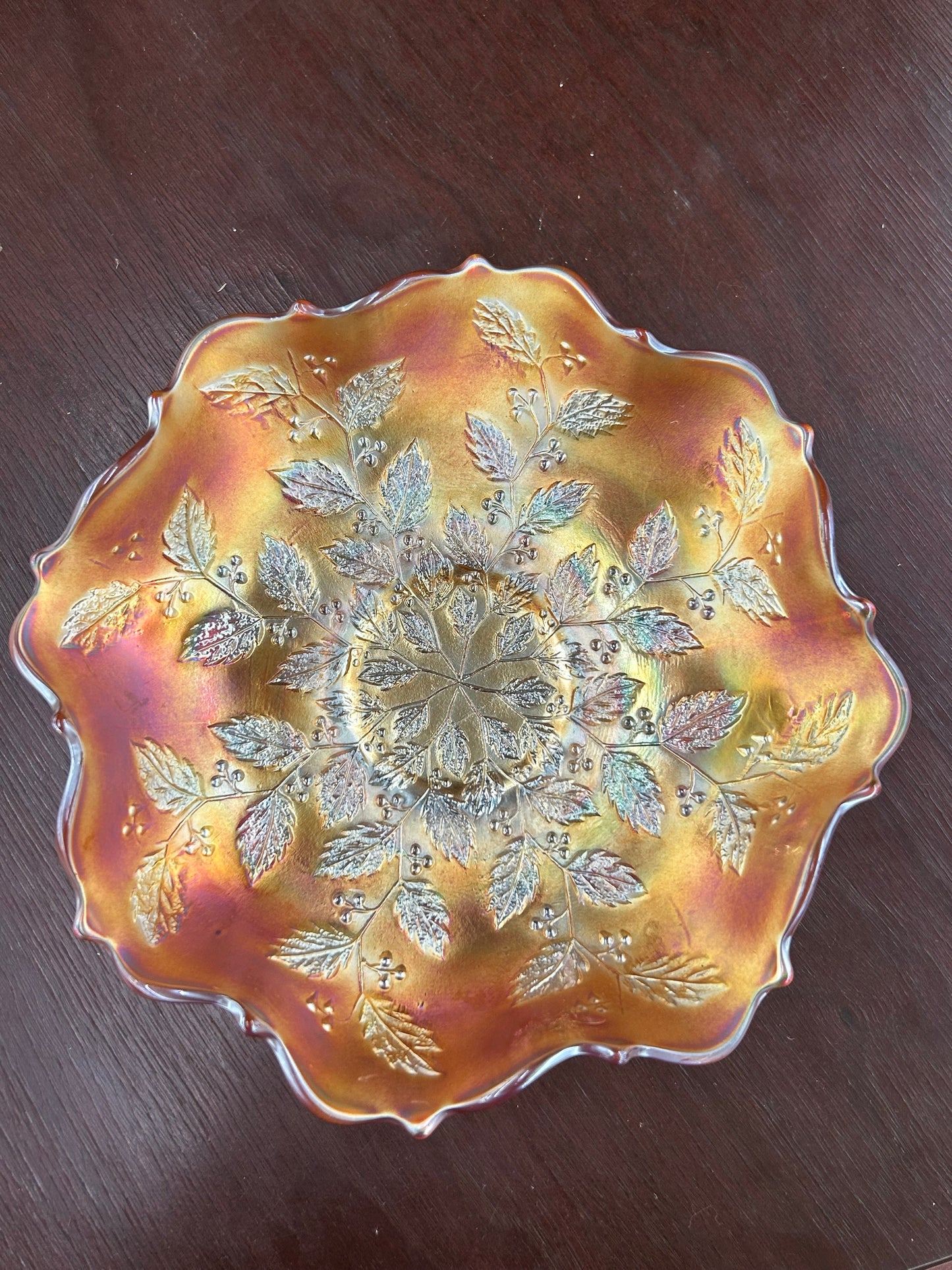 Beautiful iridescent carnival glass bowl