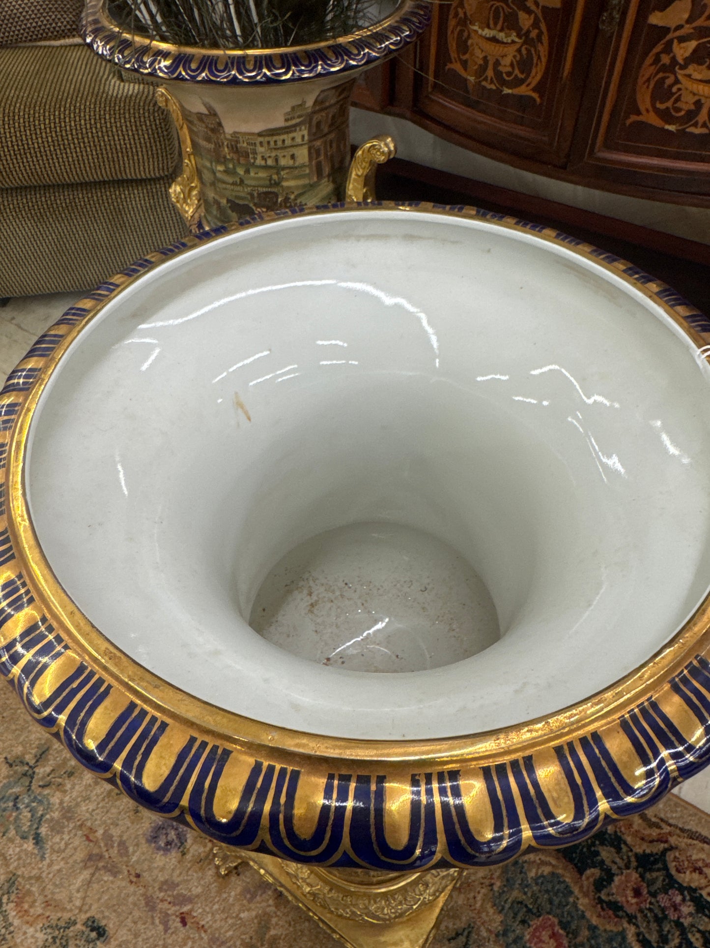 Pair of beautiful porcelain urns