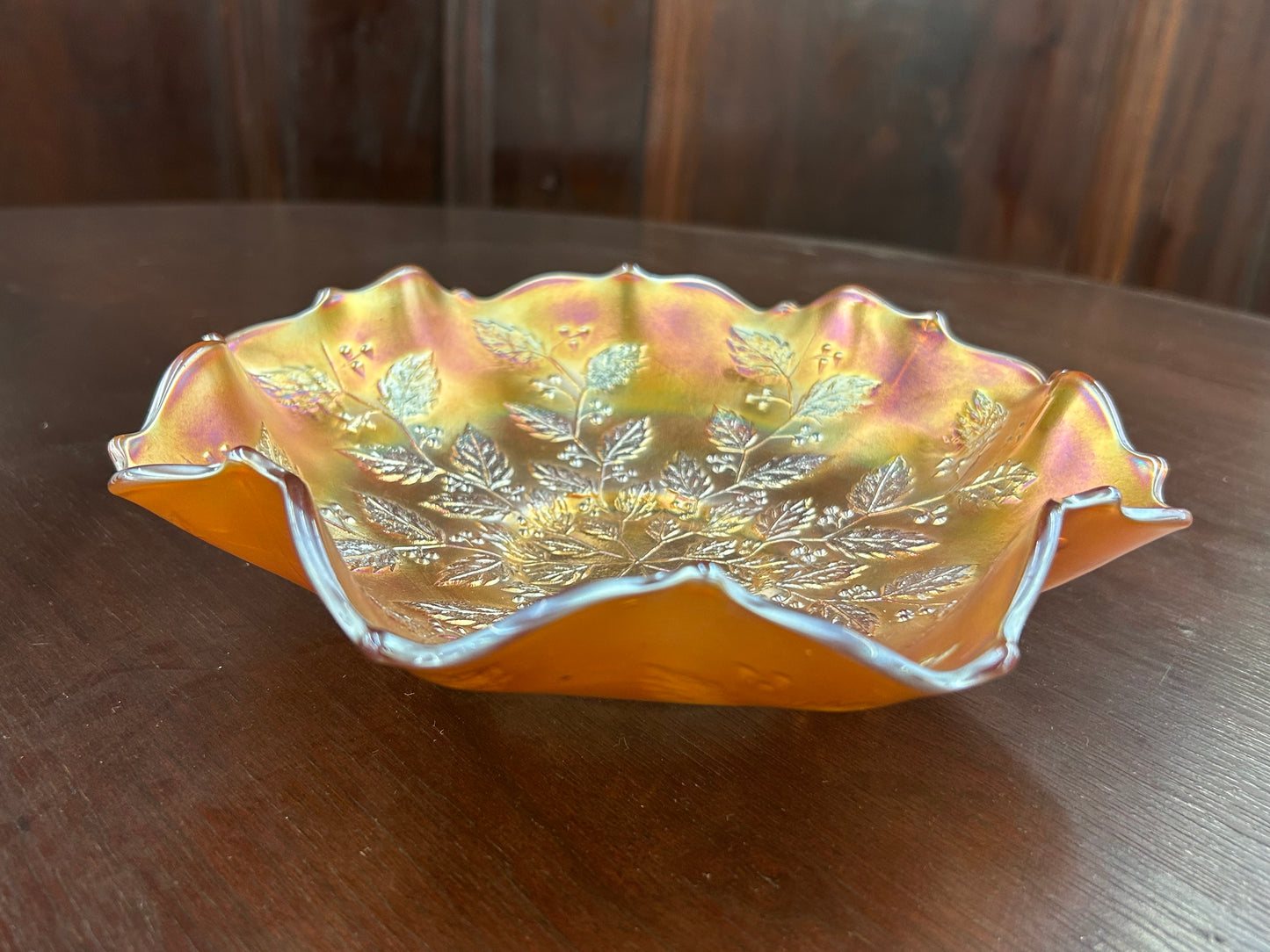 Beautiful iridescent carnival glass bowl