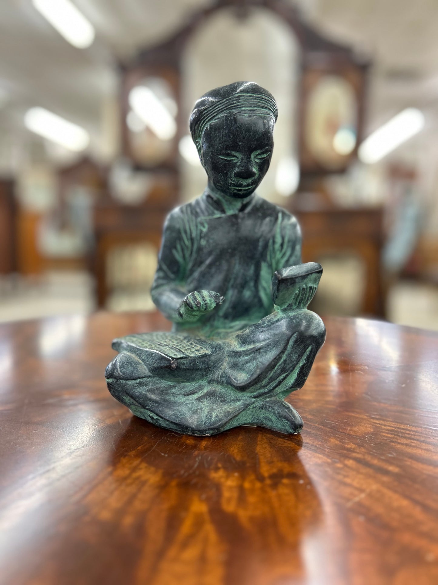 Vintage Austin Productions Seated Scholar Sculpture – 1961