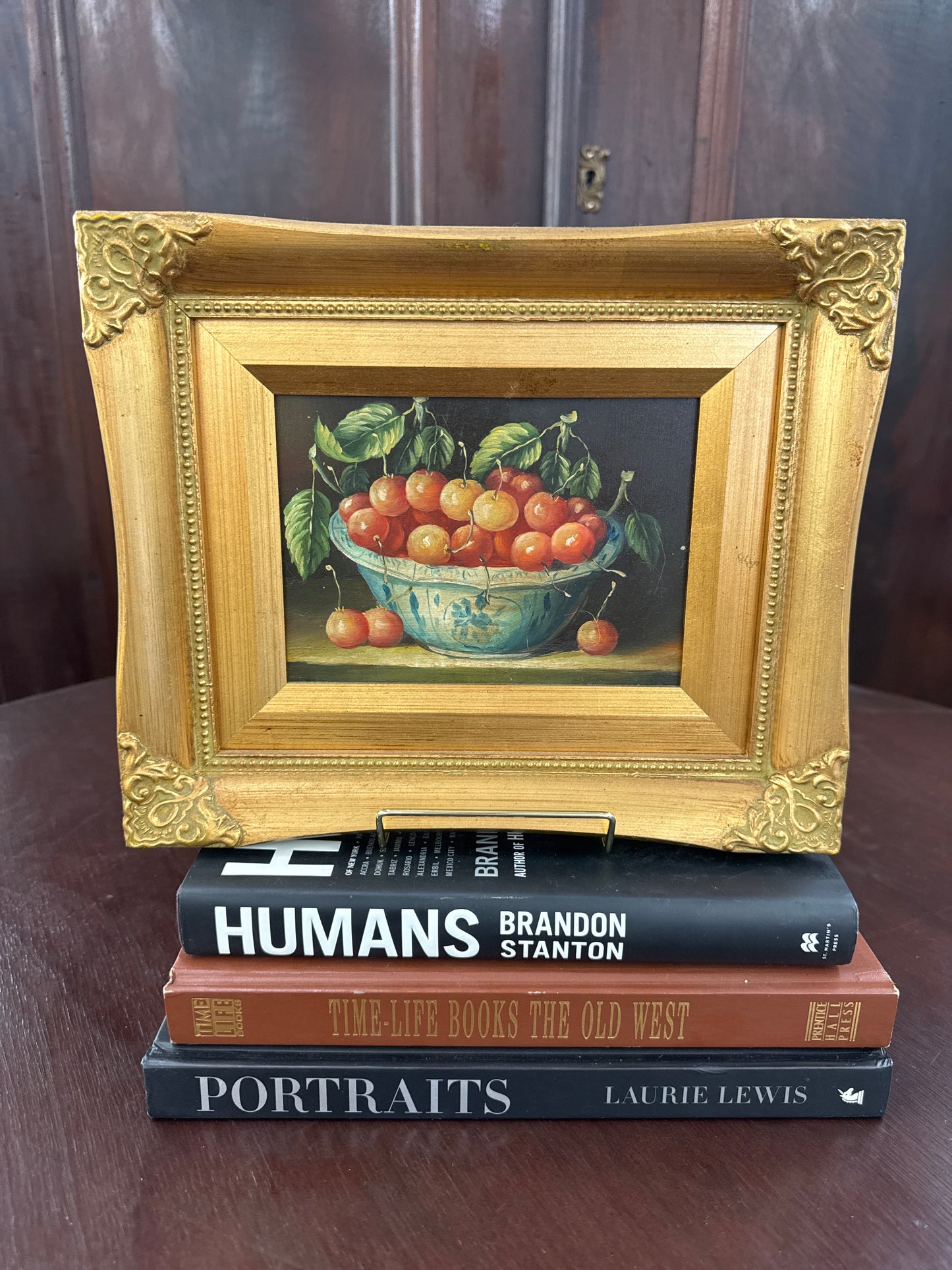 Still life by Robert Grace