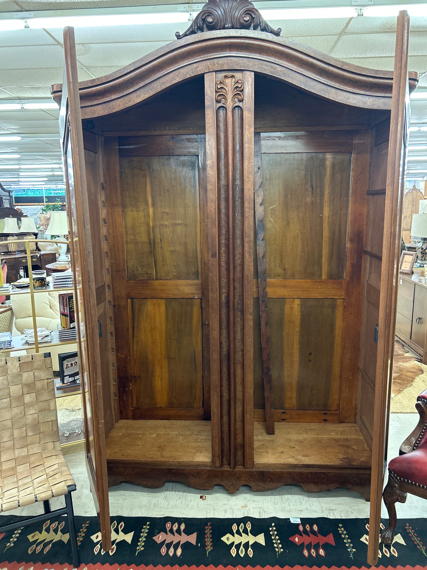 Victorian Antique Armorie
