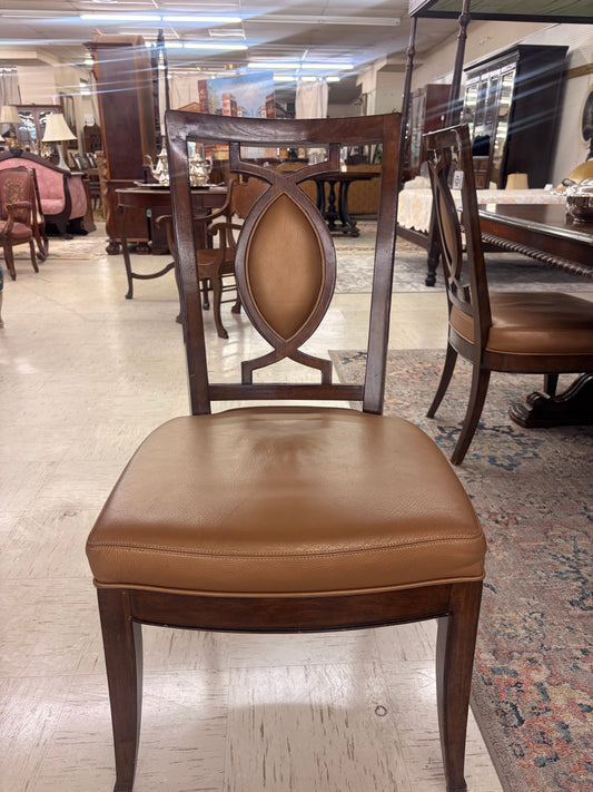 Set of 4 leather dinning chairs