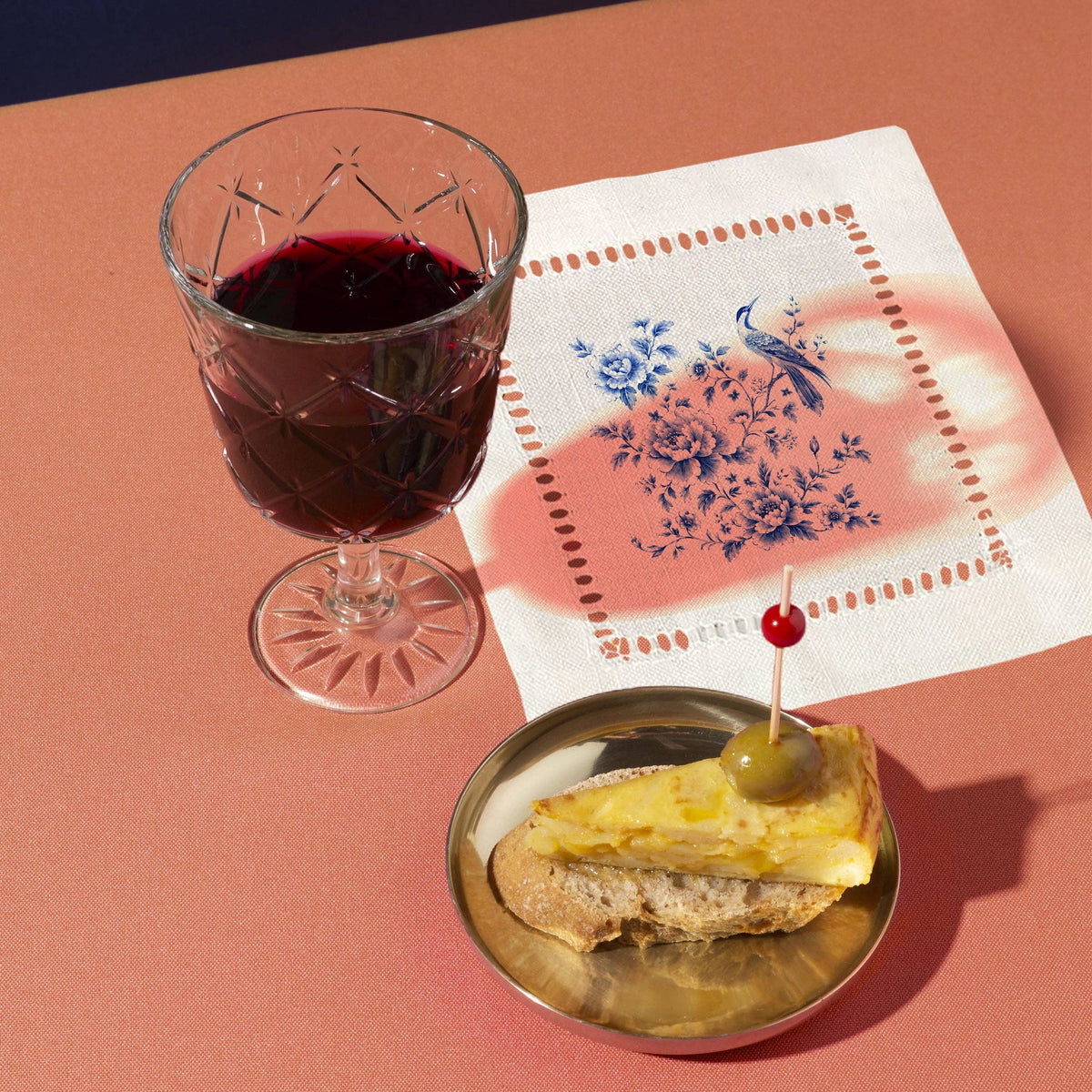 Chinoiserie Floral Bird Hemstitch Napkins