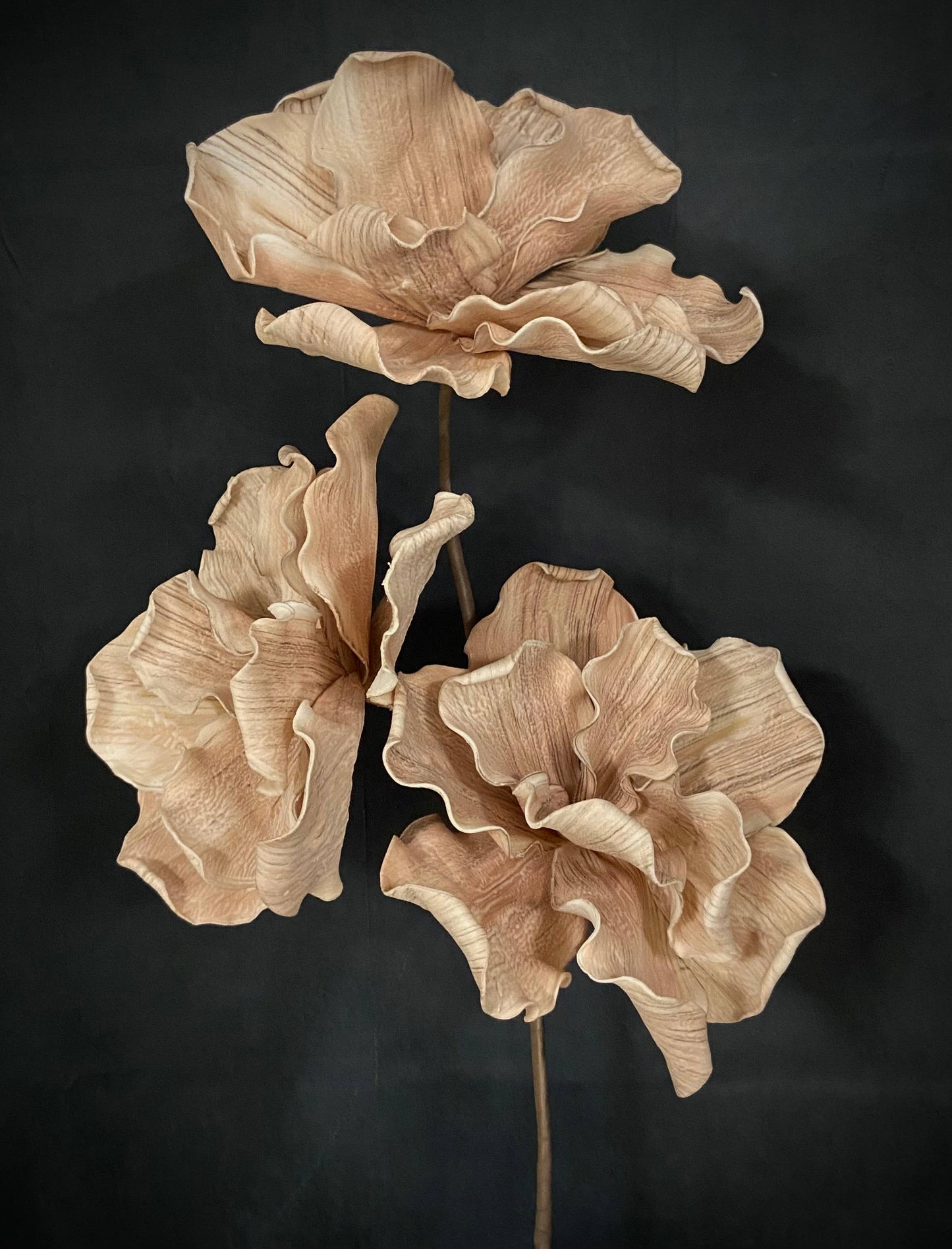 WOOD-GRAIN BEIGE FOAM FLOWER