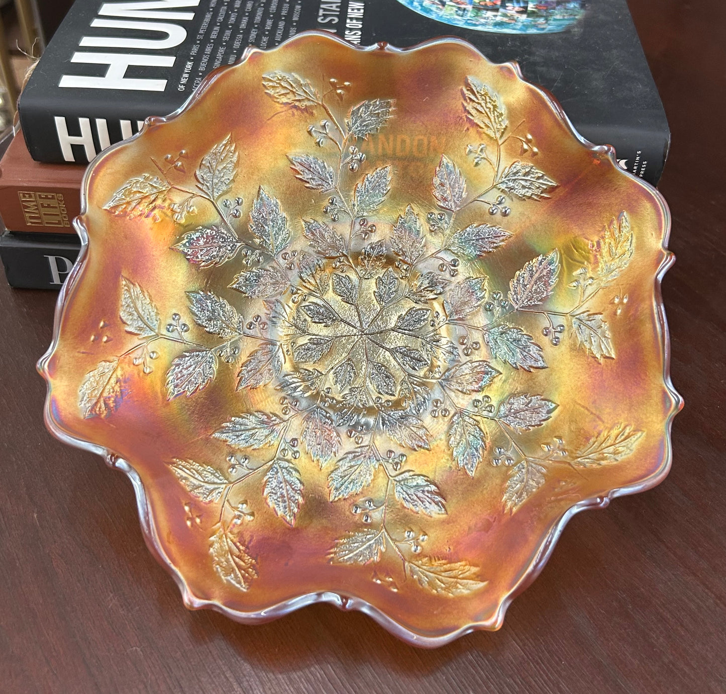 Beautiful iridescent carnival glass bowl