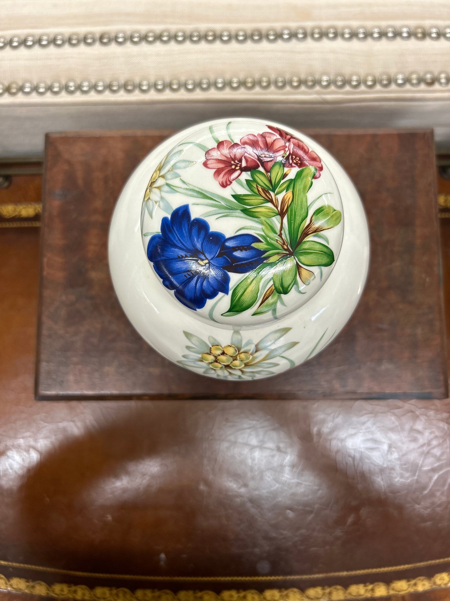 Hand-Painted Porcelain Ginger Jar
Signed & Dated 1985