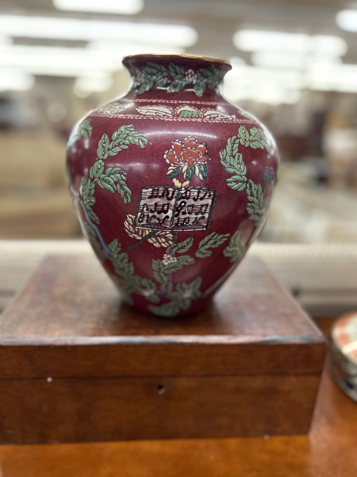 Andrea by Sadek Chinoiserie Style Vase