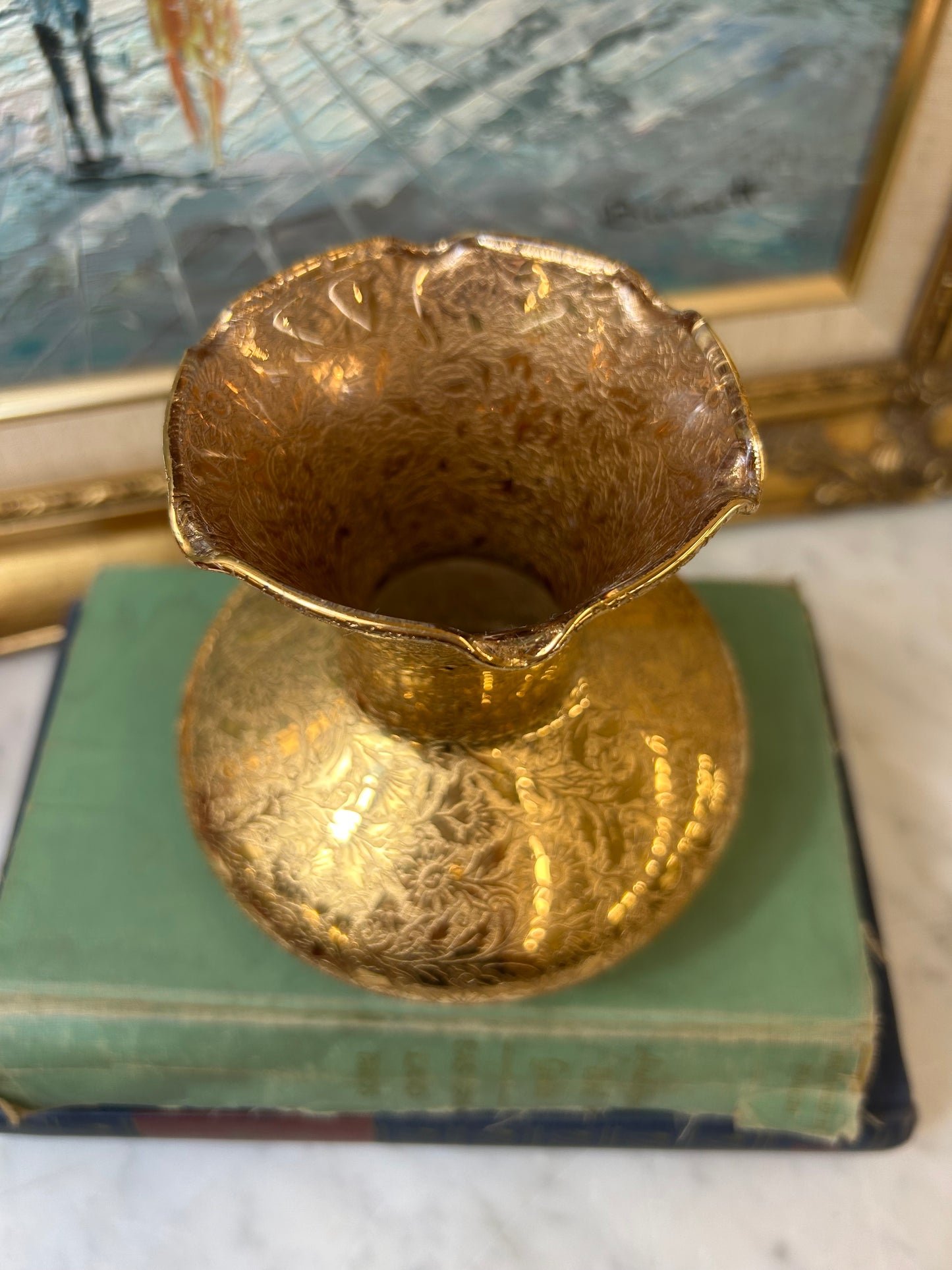 Vintage Lotus Glass Co.Vase