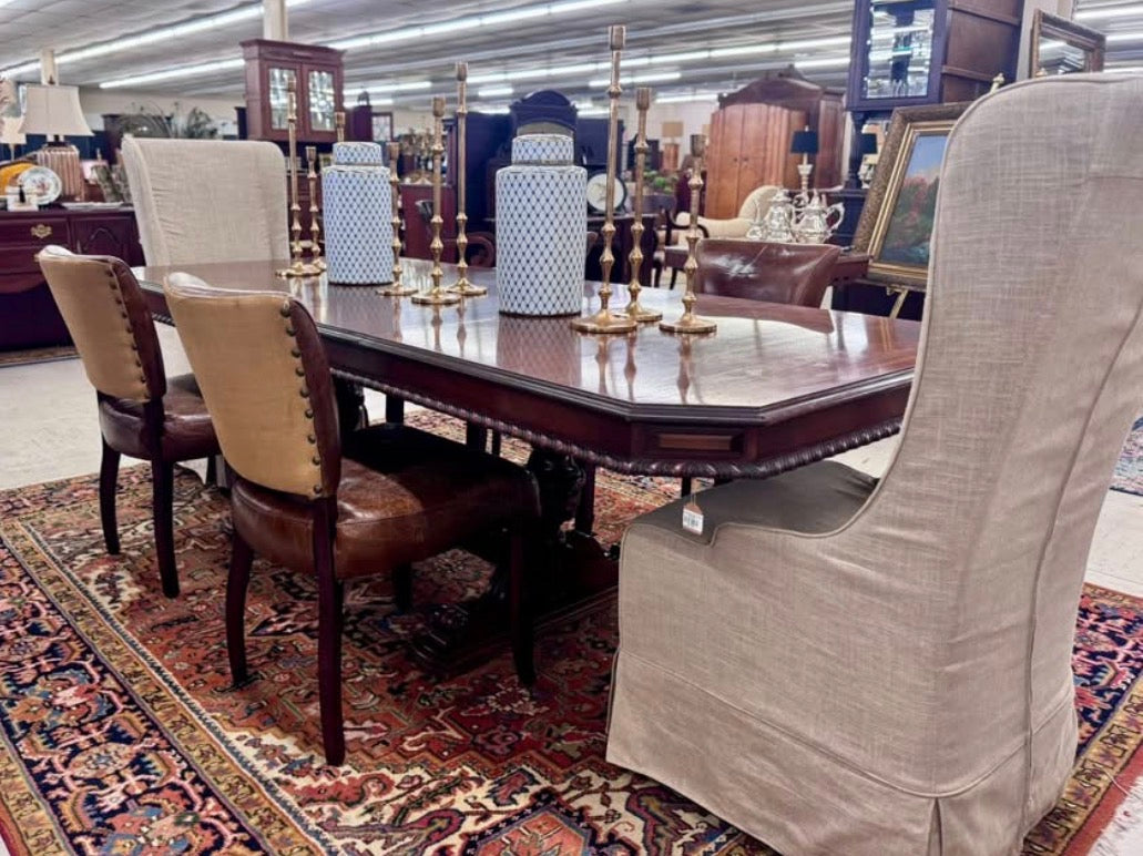 19"H GWEN GOLDEN CANDLESTICK