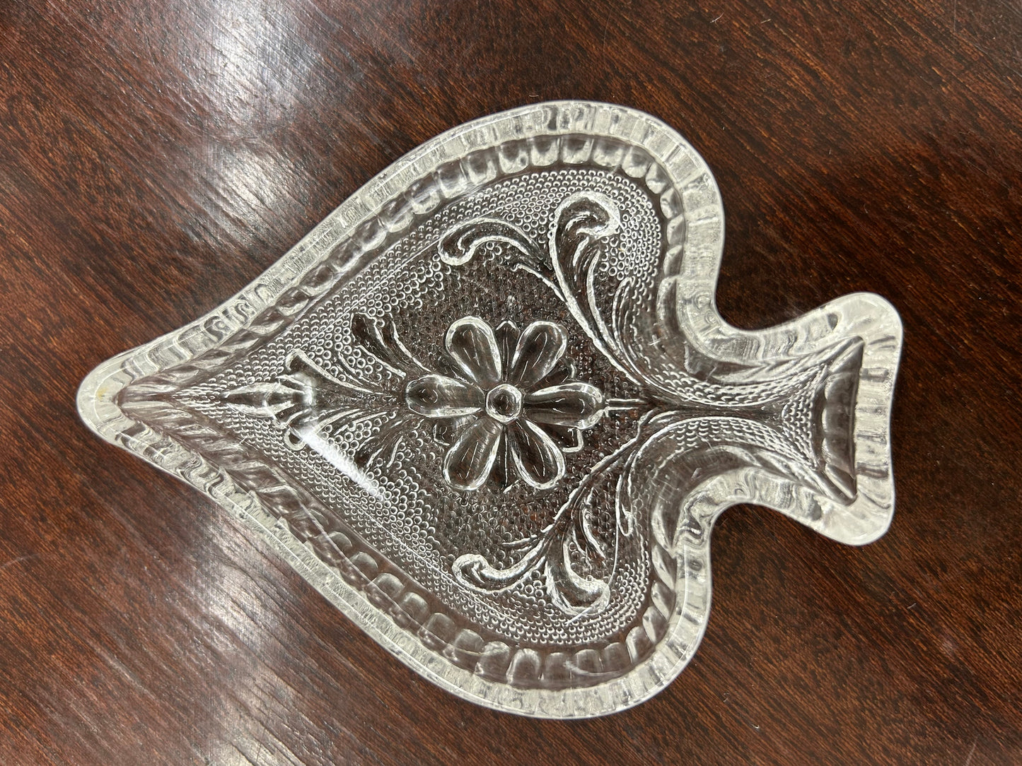 Set of four vintage pressed glass nut dishes