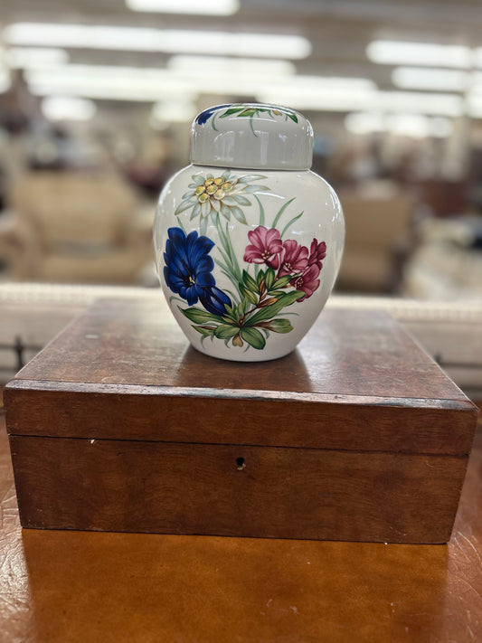 Hand-Painted Porcelain Ginger Jar
Signed & Dated 1985
