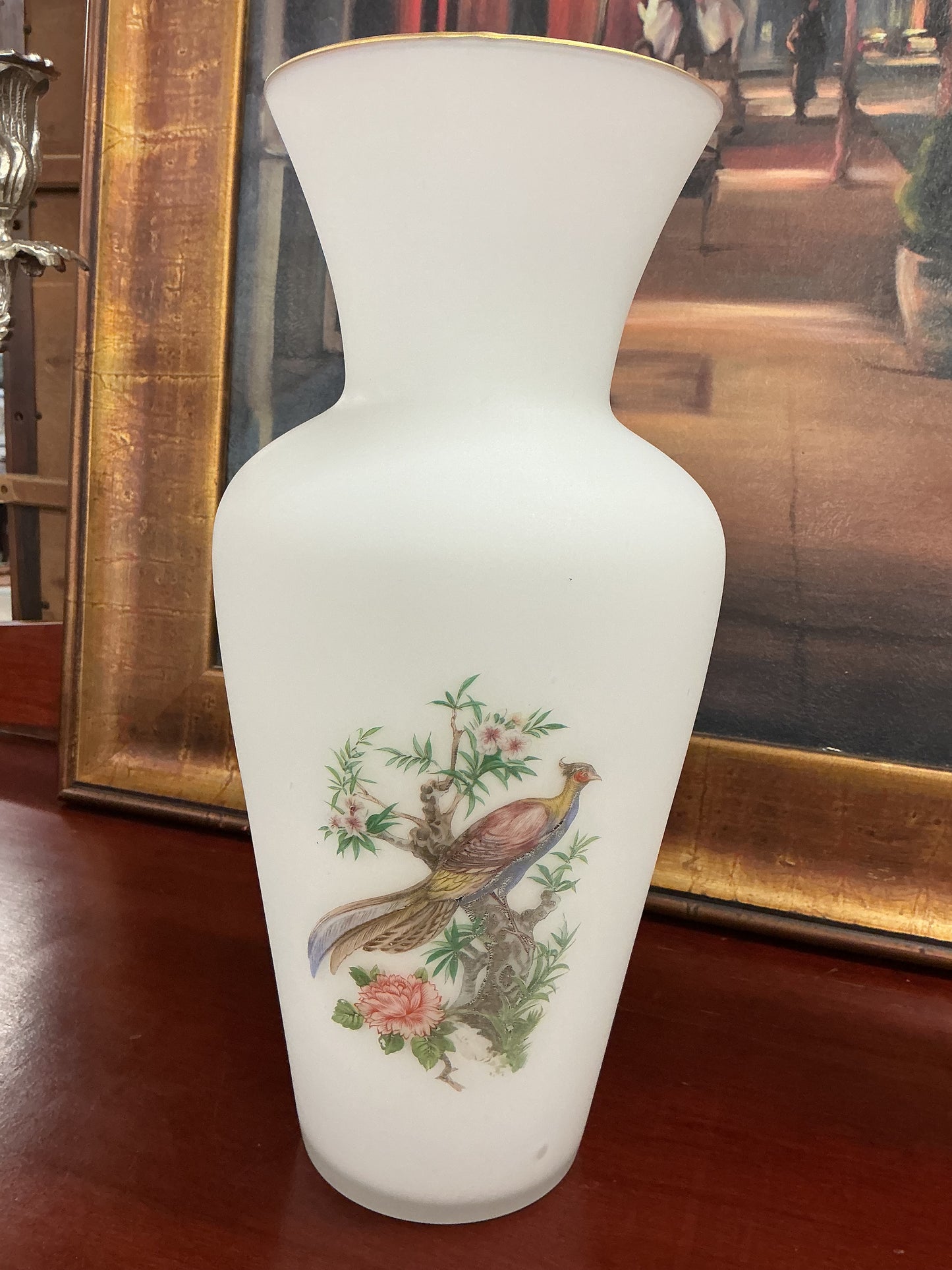 Elegant vintage porcelain vase