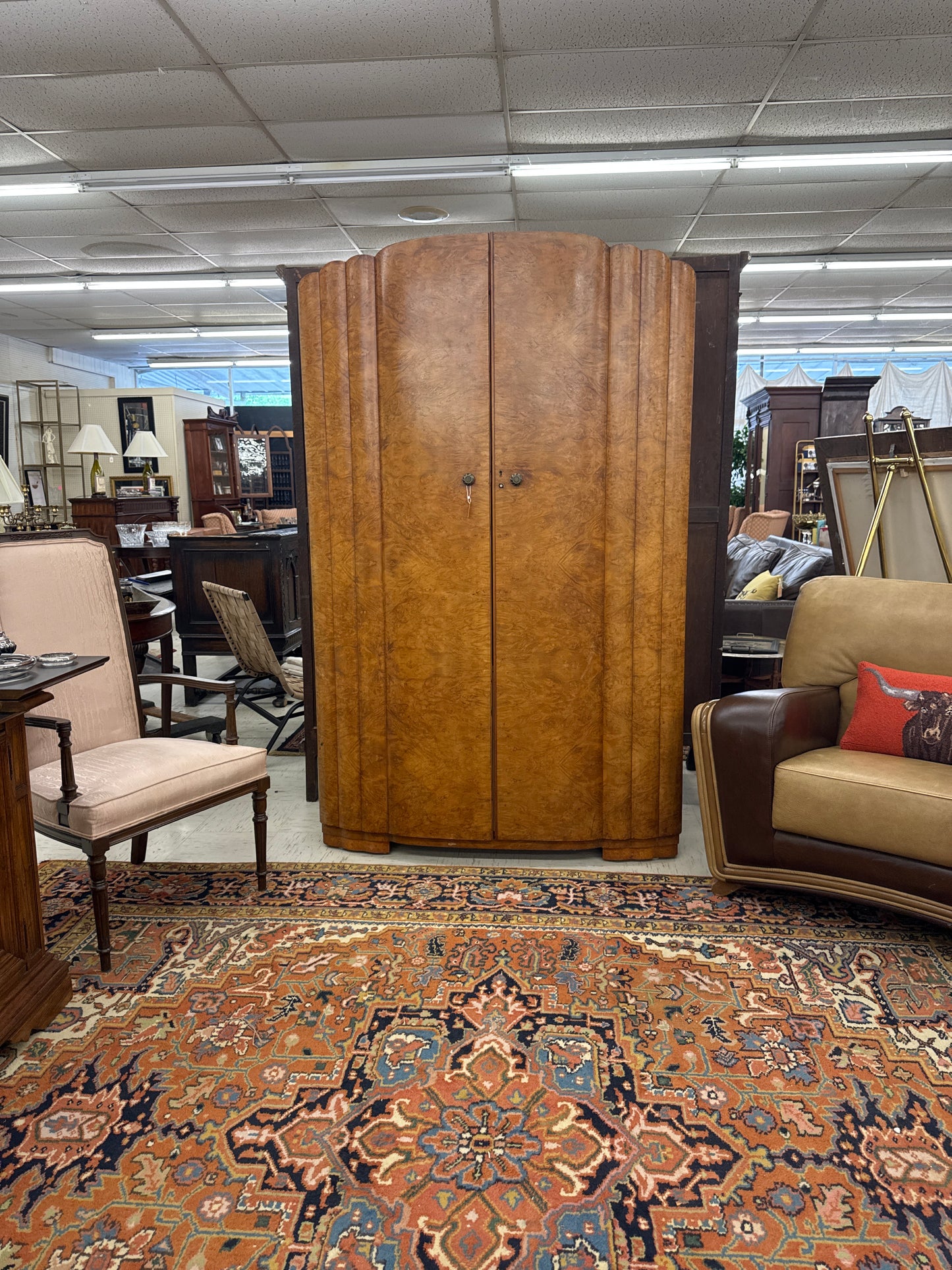 Art Deco Burl Walnut Armiore