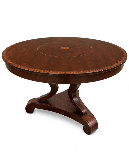 Traditional Round Table
