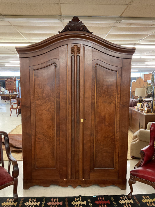 Victorian Antique Armorie