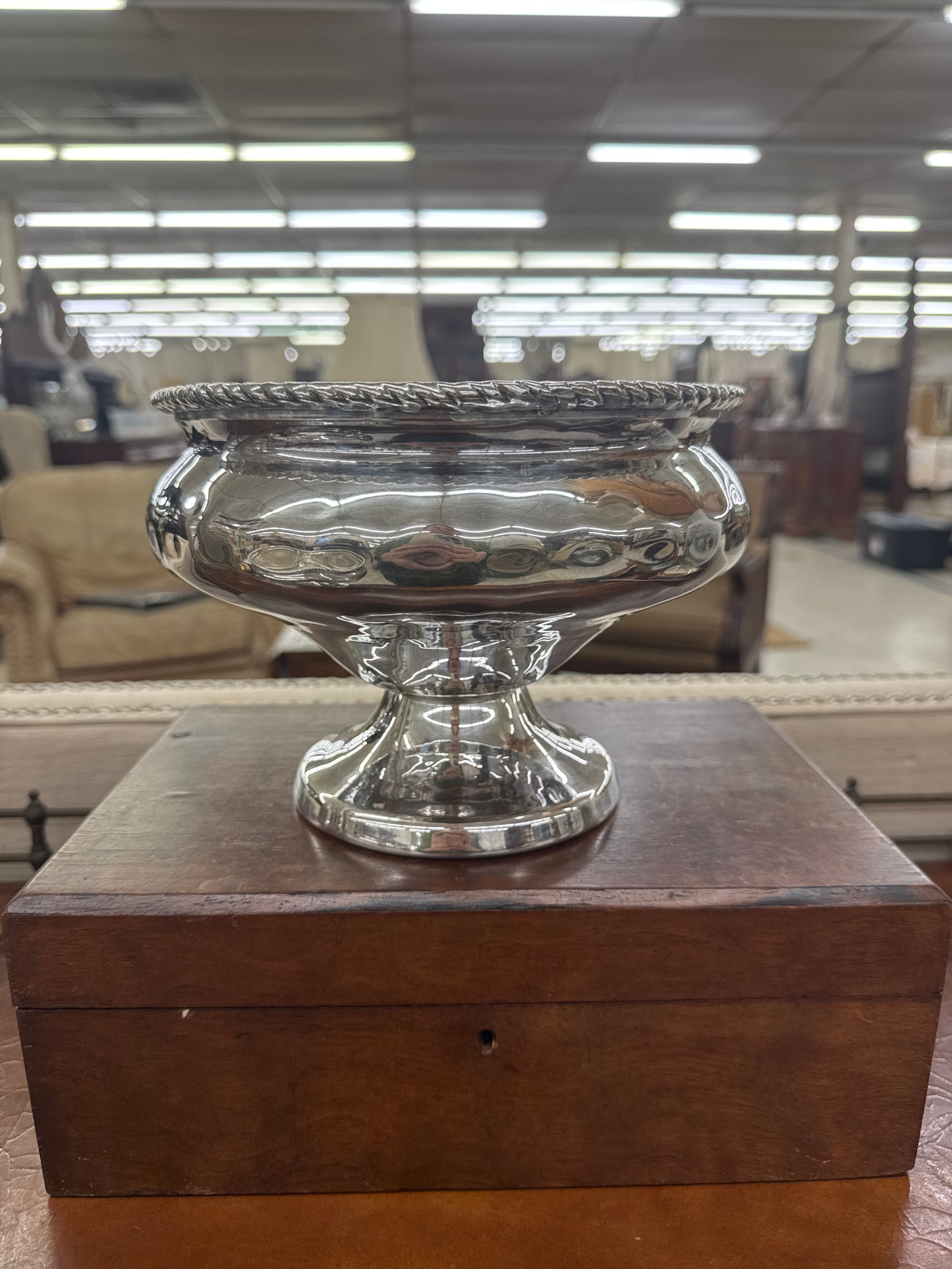 Silver plate pedestal bowls