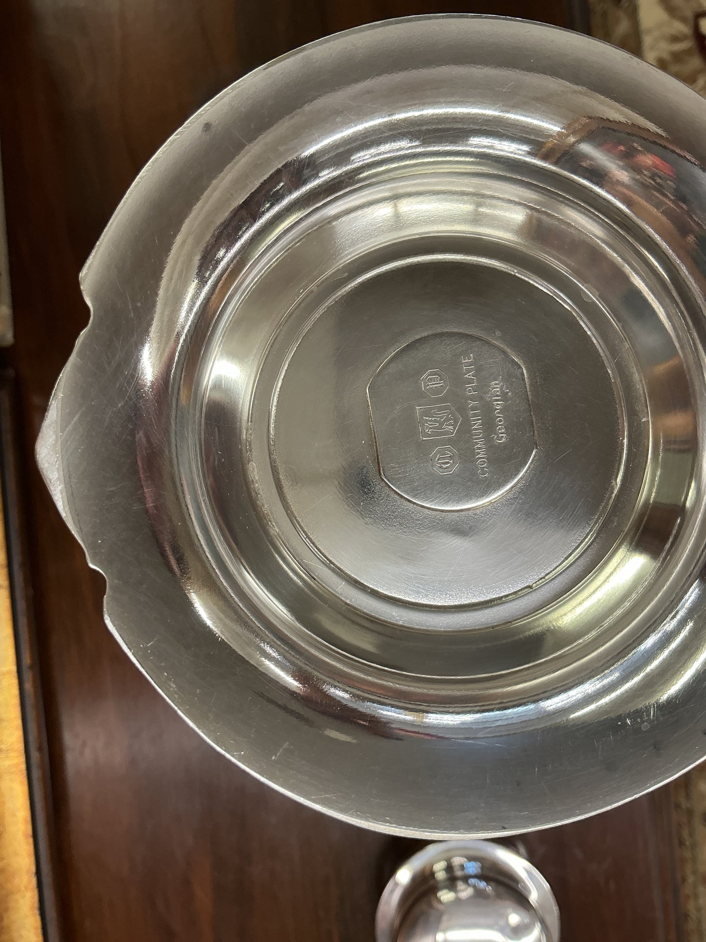 Oneida silverplate cocktail shaker
