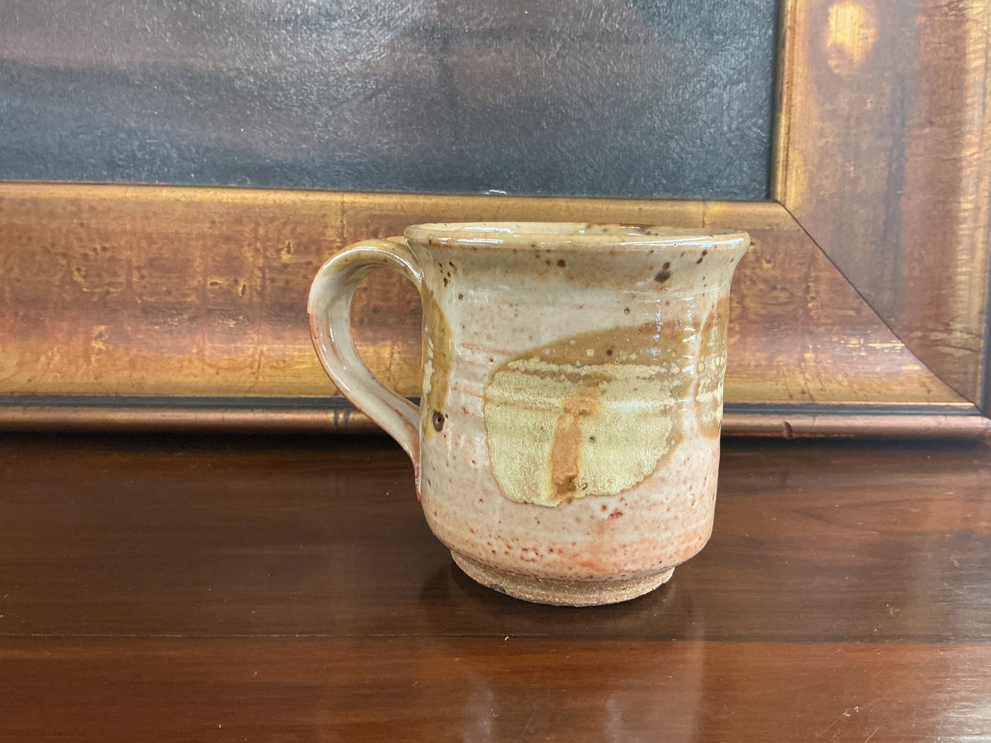 Such a good studio pottery mug 🤍