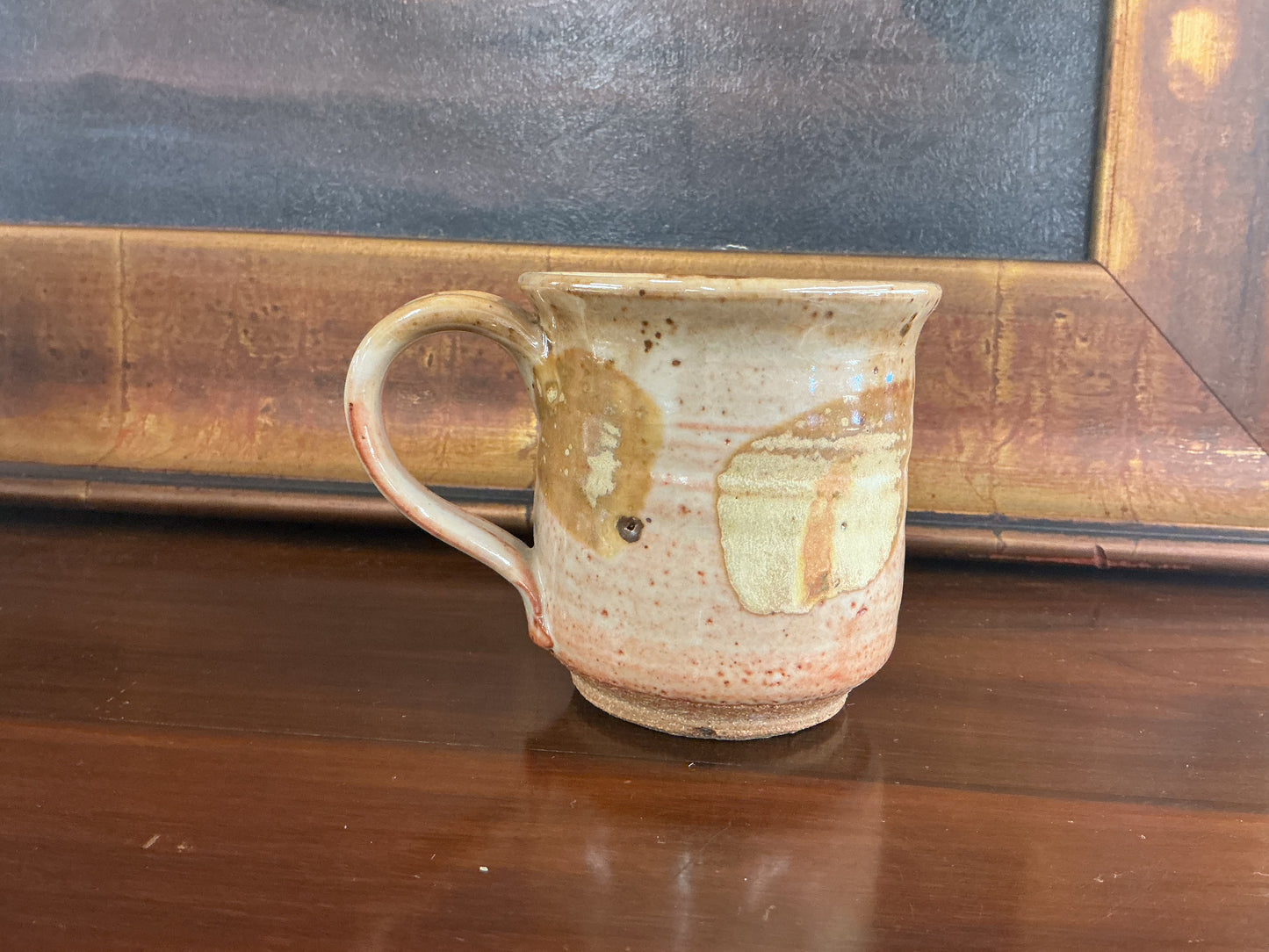 Such a good studio pottery mug 🤍