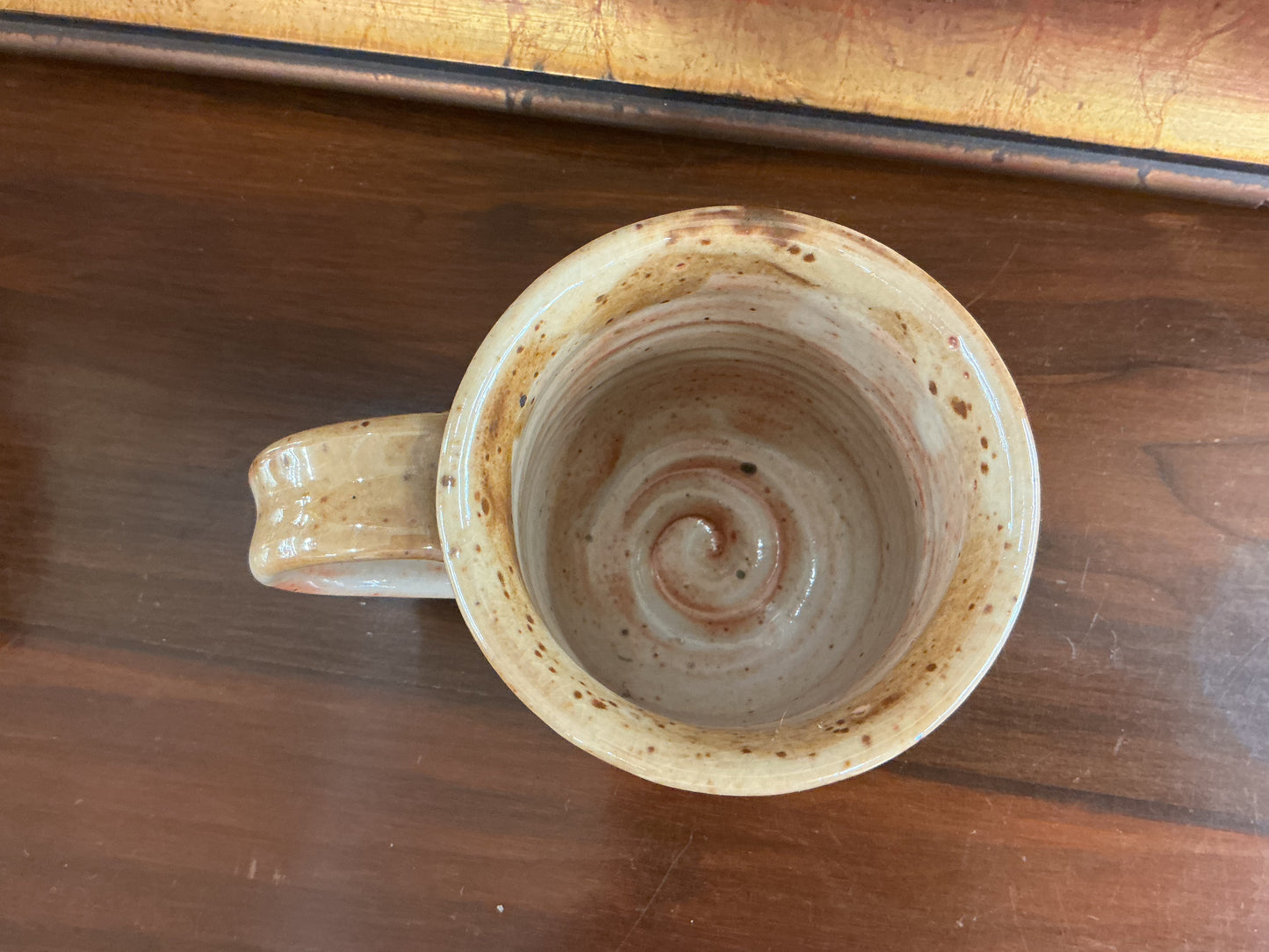 Such a good studio pottery mug 🤍