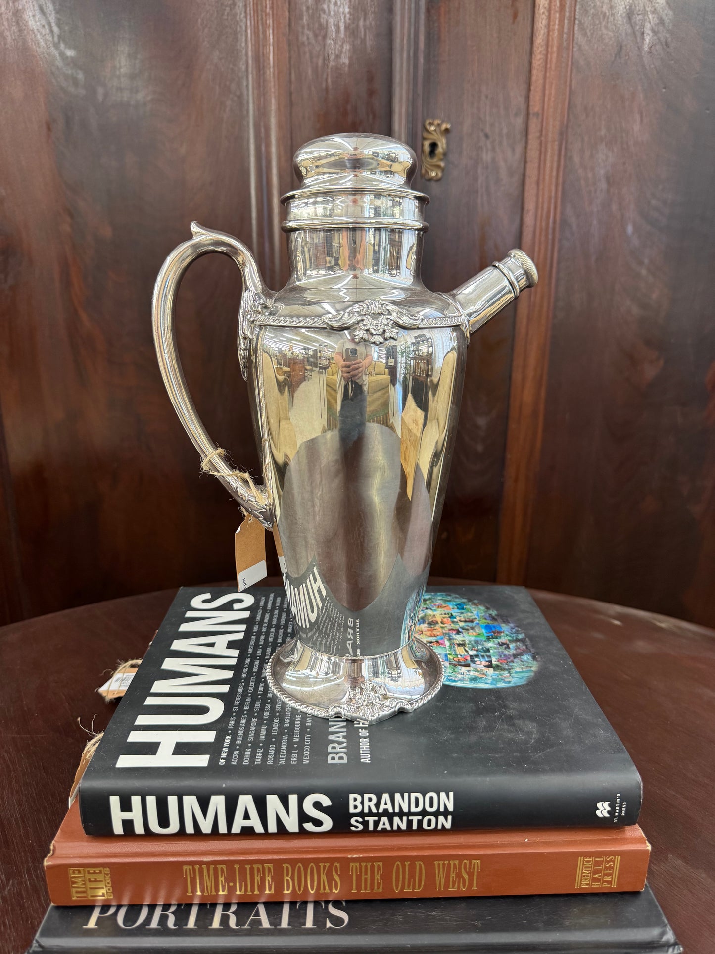 Oneida silverplate cocktail shaker