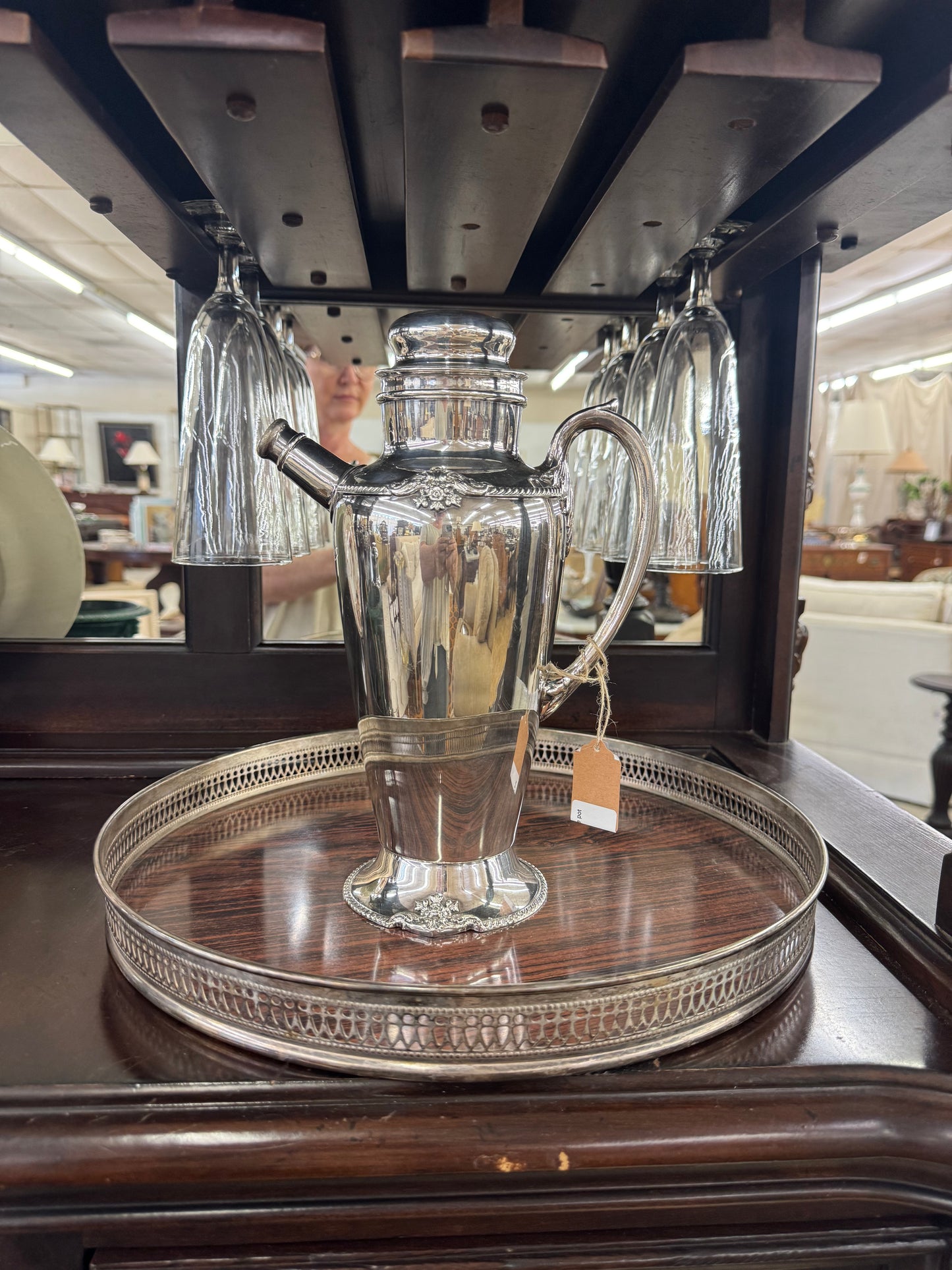 Oneida silverplate cocktail shaker